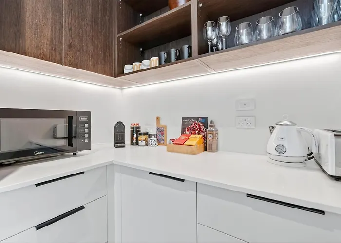 Modern Family Retreat, Pizza Oven, Bbq, Sleeps 6 Vakantiehuis *